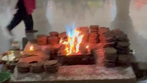 Fire Yagna Went From Bright Orange To Mystic Blue And Green Flames