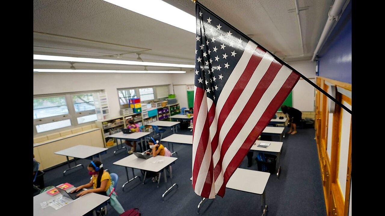 US Judge Won't Order Immigration Officials to Change School Arrests Policy