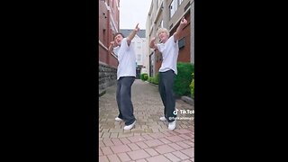 Have u Noticed the Gen Z's Resurrecting the Golden era of '70s & '80s Tunes, whether they're shredding on guitars or busting moves? They're killin it! ❤️