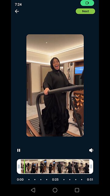 Cardi B is now normalizing Islam. Twerking Muslim 🙄🤪