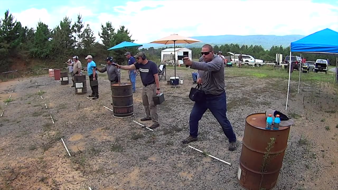 Handgun Combatives Splitting Your Attention