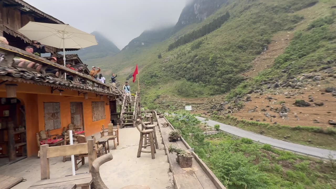 Riding on the Ha Giang Loop in Vietnam (part 3)