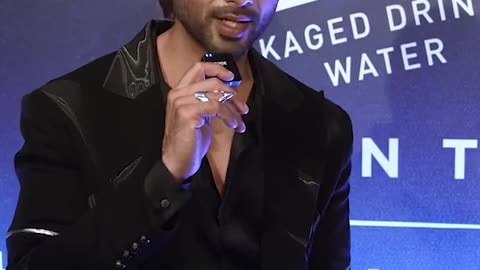 HAHID KAPOOR Blender Pride Fashion Tour-2025