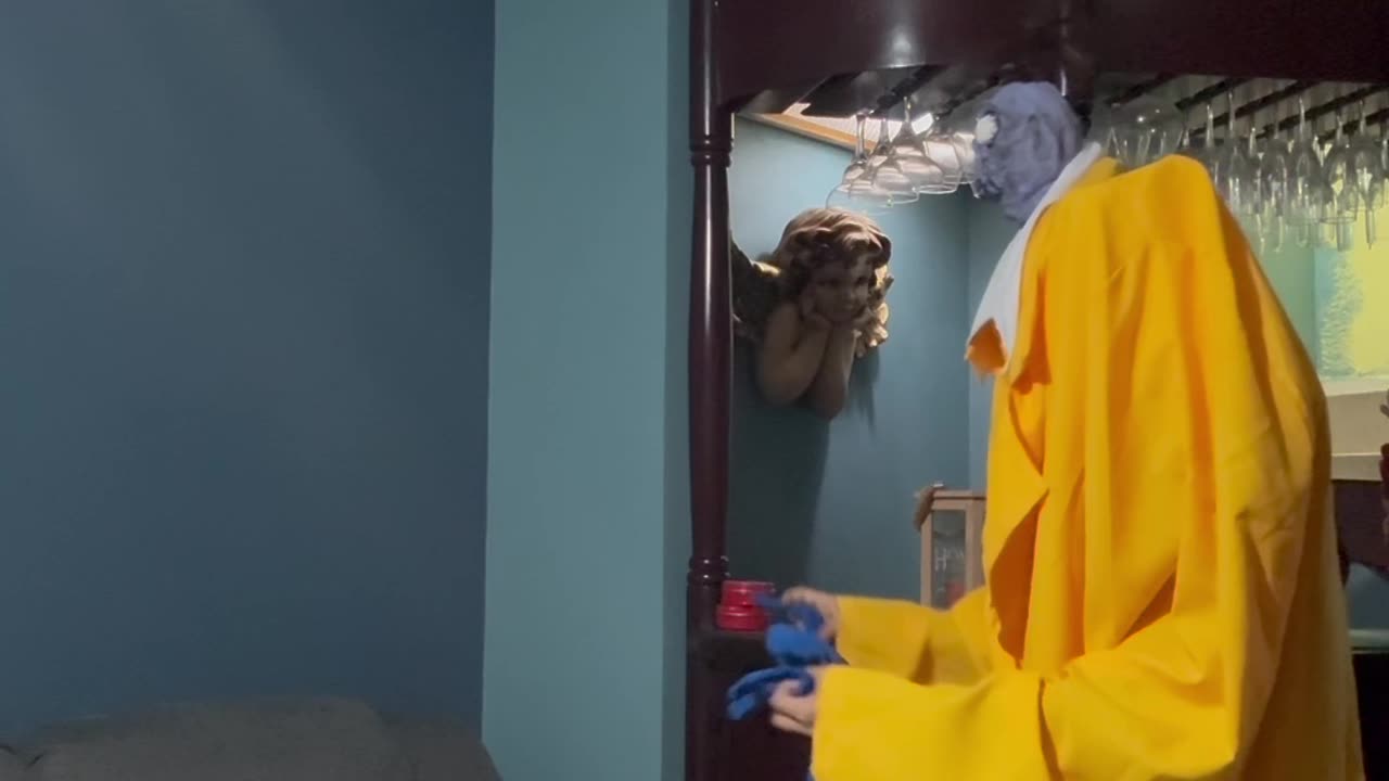 Bob the Shrinker Costume Reveal