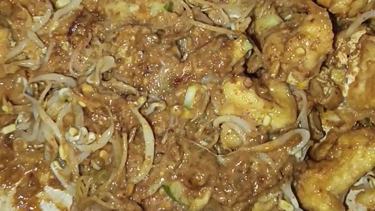 This is ketoprak, traditional food in Indonesian