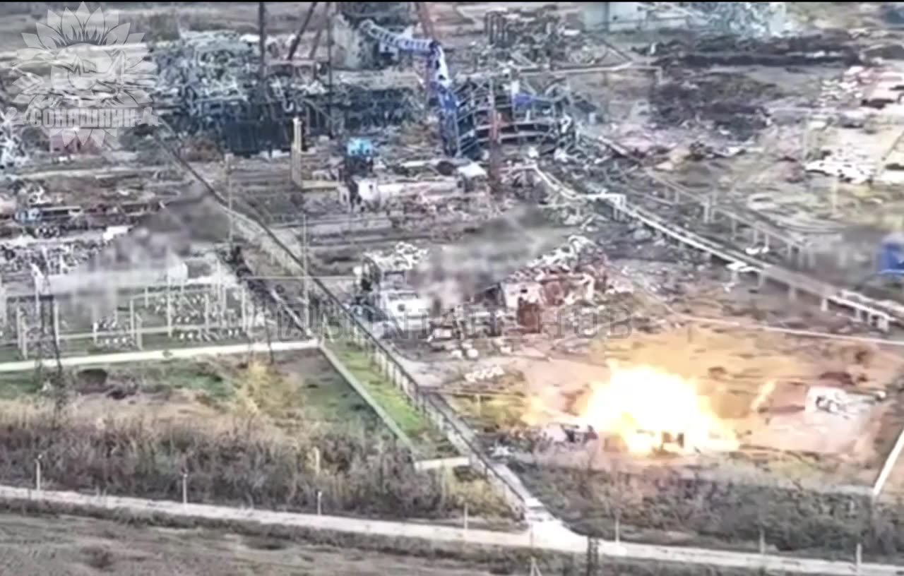 ๐ฃ The crew of MiG-29MU1 uses AASM-250 HAMMER bombs to strike enemy soldiers in the