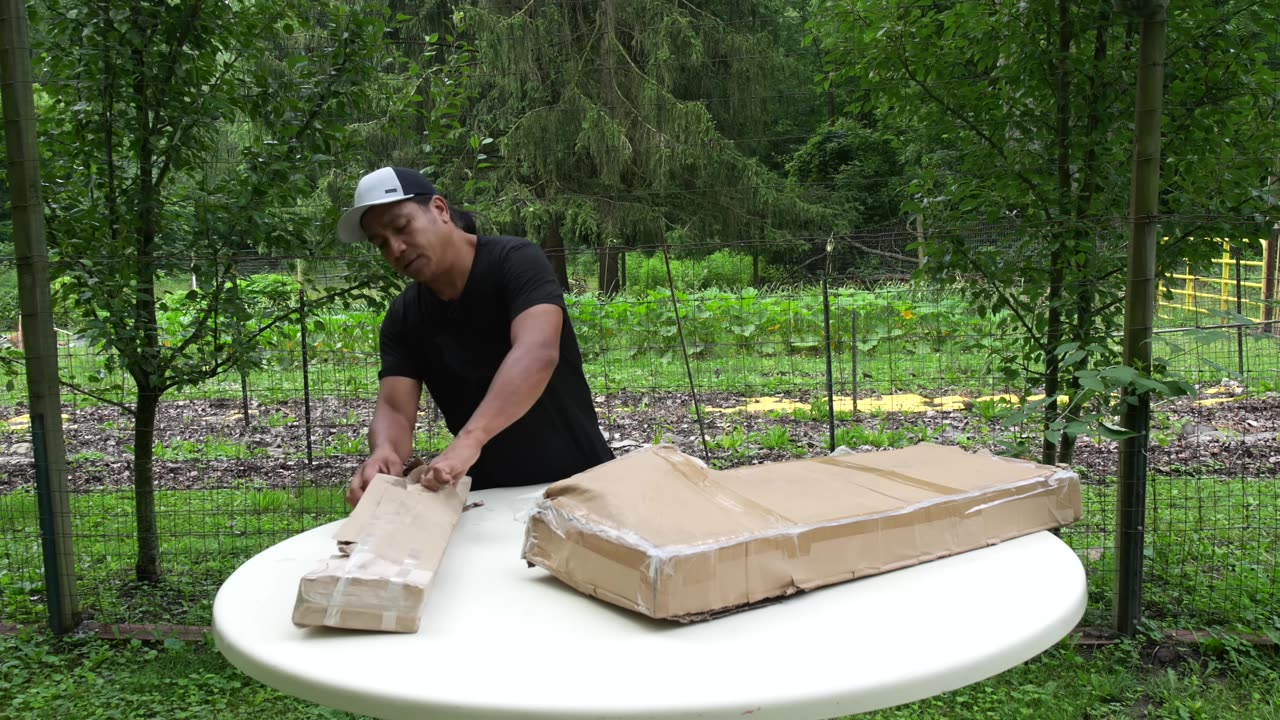 Smoking Elk Sausage with a Bushcraft Smoker (Full Build)