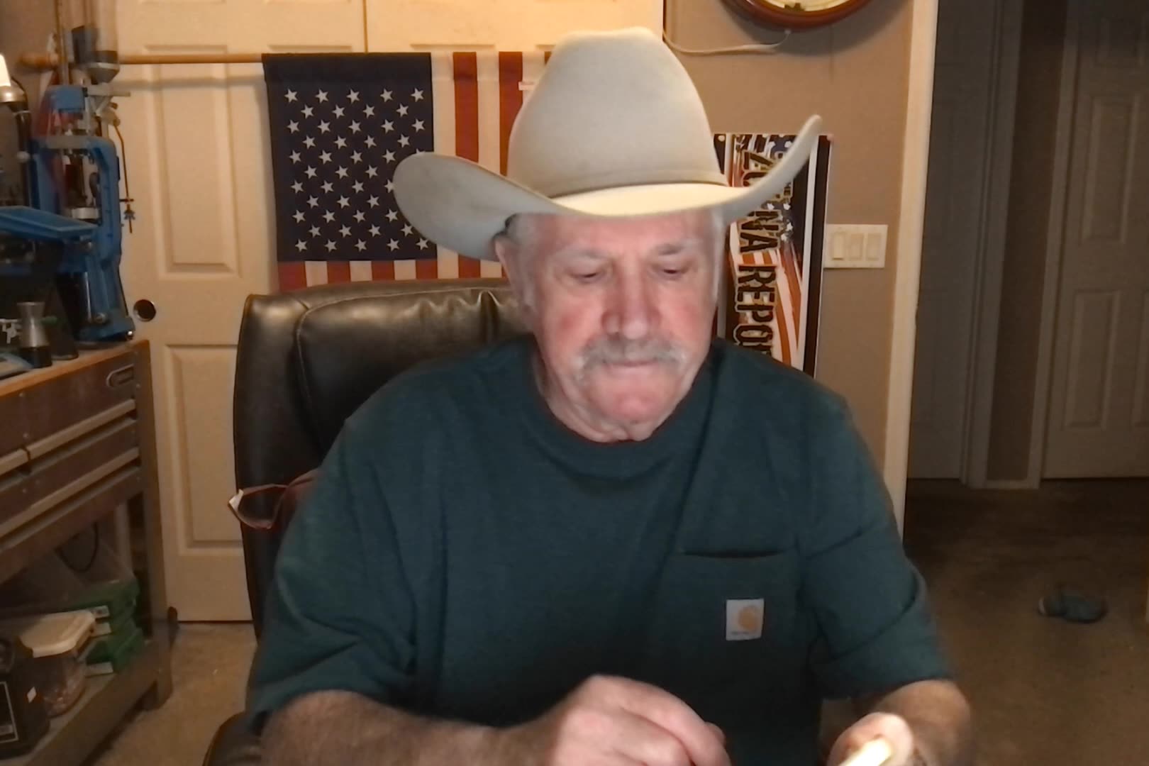 10 Minutes Of Robby Parker Getting Into Character Before CNN Interview!