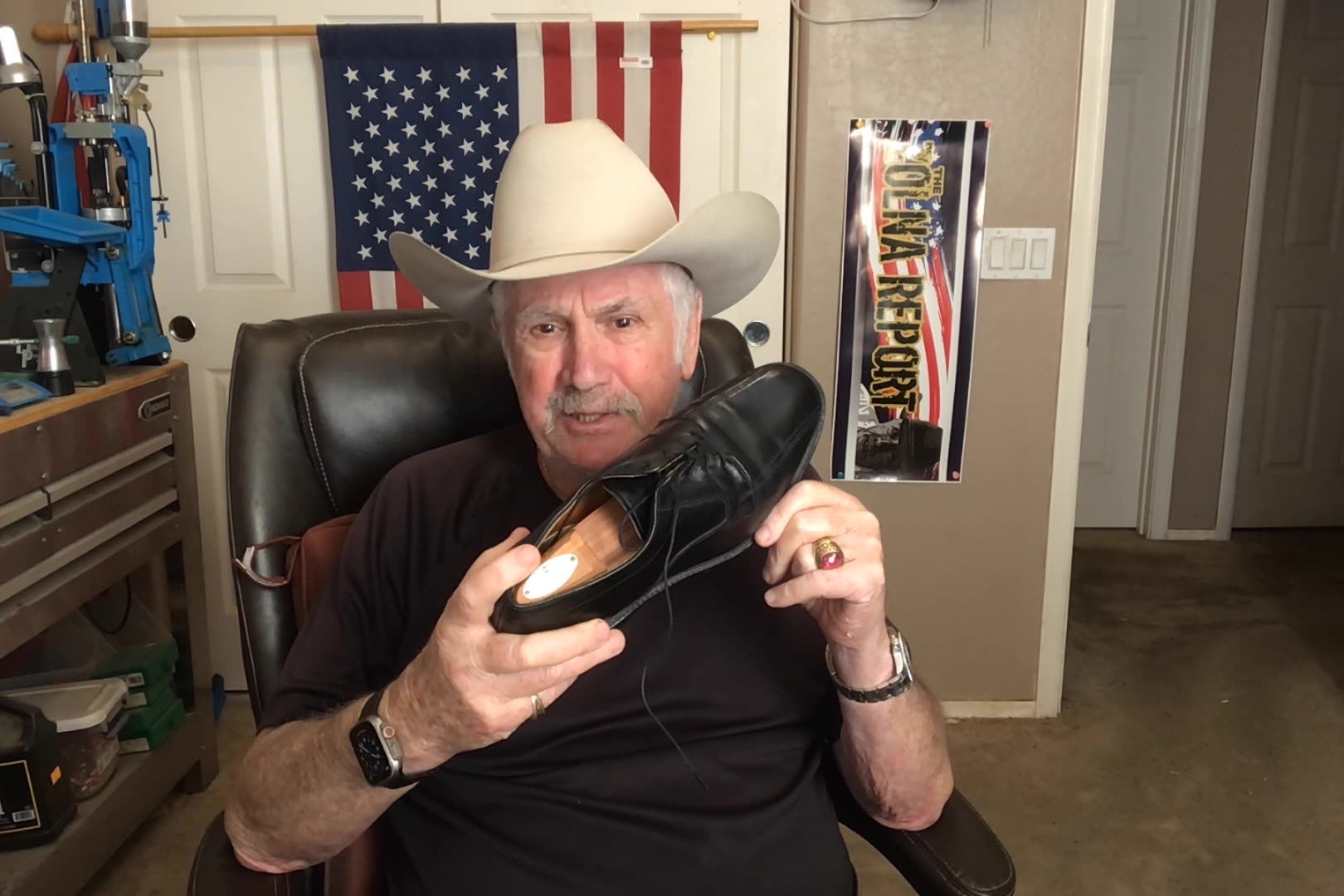 Trump Wears A Size 12 Shoe When He Might Have A Size 7-8 Foot, To Hide His Short Stature!