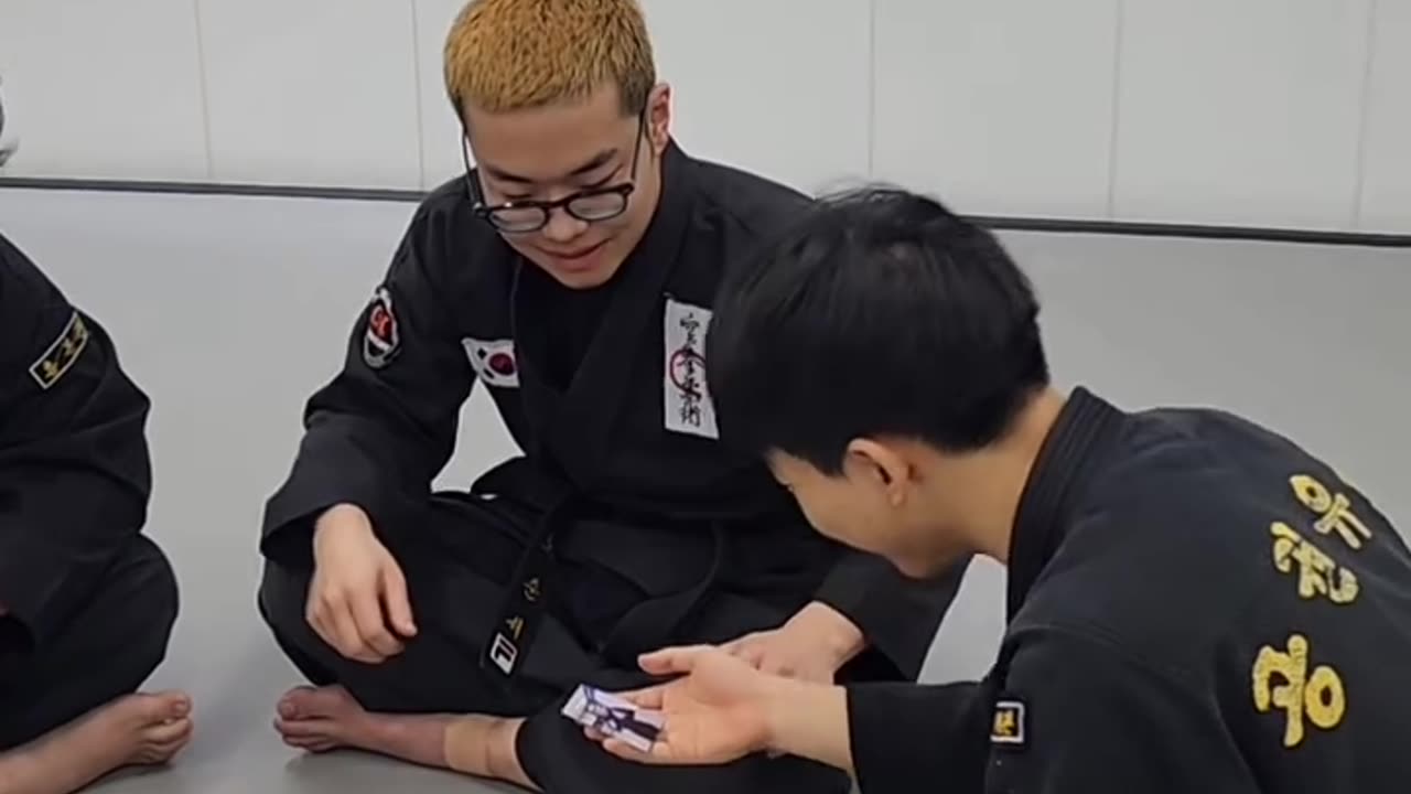 Jump Rolling And Other Skills In Hapkido