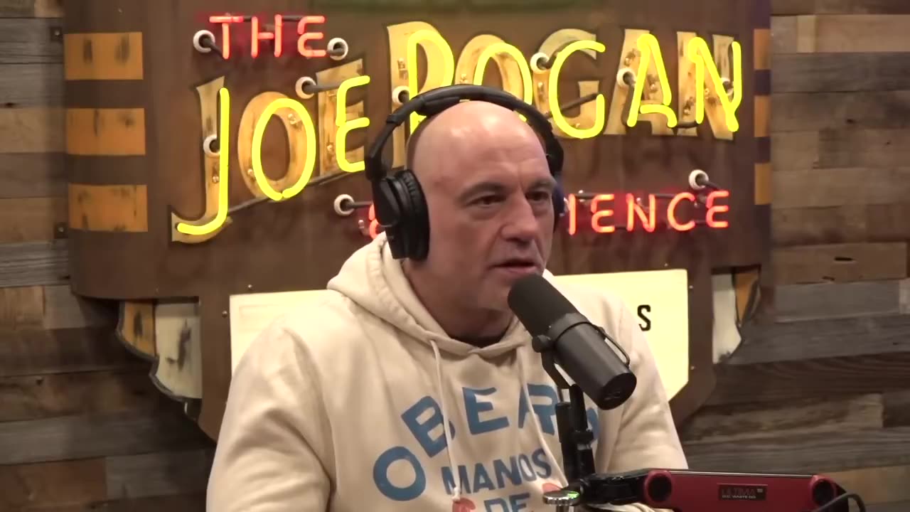 Rogan catches Zuckerberg in a lie about bow hunting