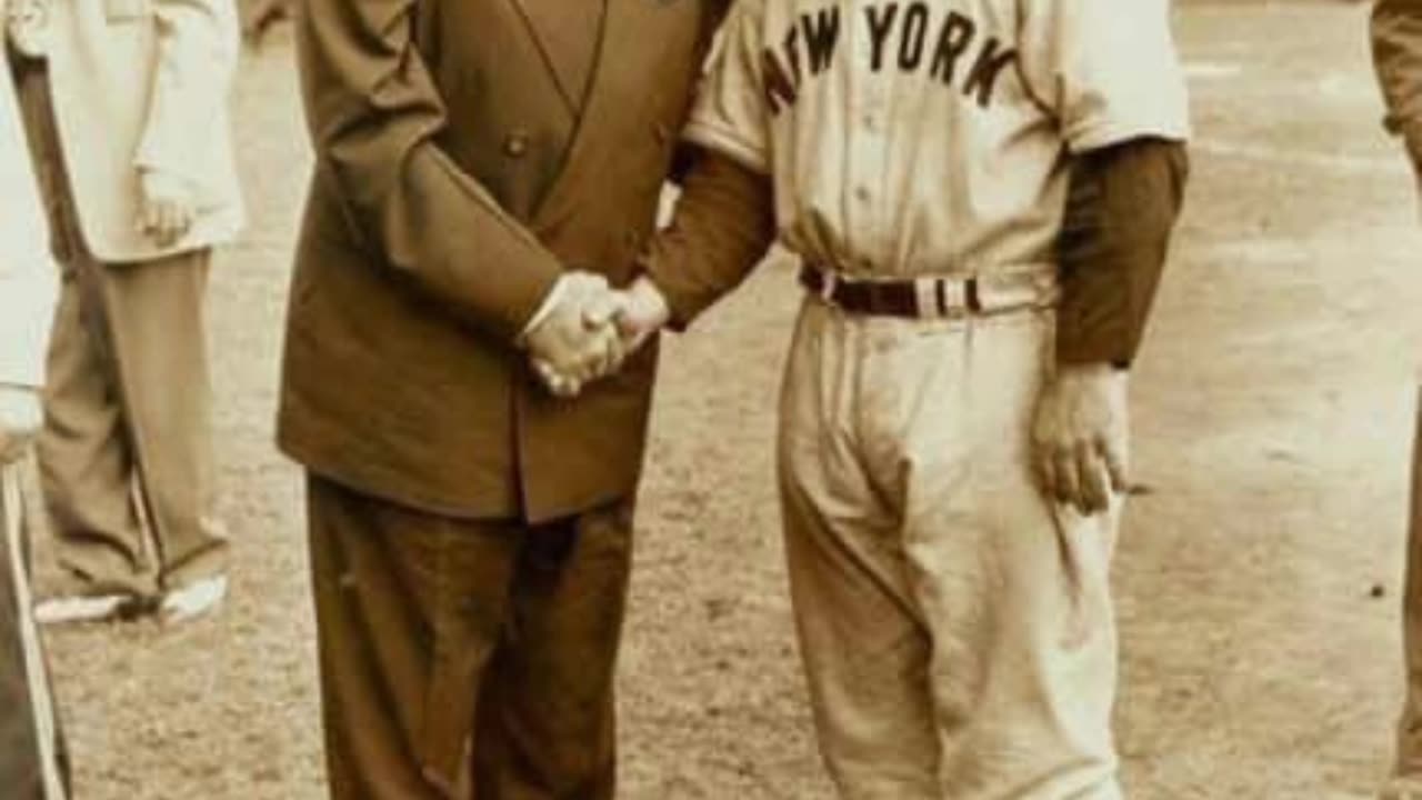 From Bench to Pudge: The 5 Greatest Catchers & Their Cards