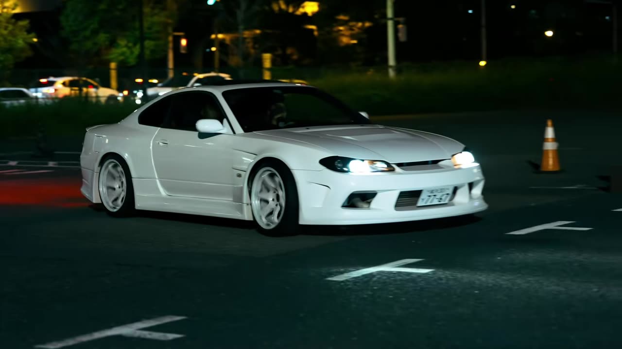 Infinity Canvas – painting emotion with tone.