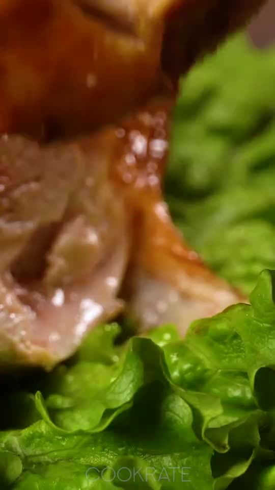 The mystery is solved! Here's how to cook a juicy and browned chicken