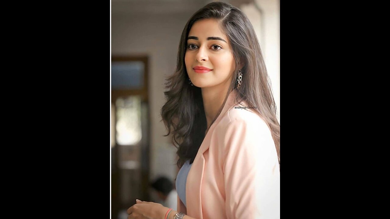 Comment their names..