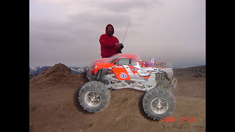 Desert Savages 2004 (HPI Savage modified 3 speed tranee BALLS OUT)