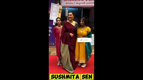 Bollywood Actress Sushmita Sen With Fan's ♥️🔥🌹