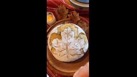 Sourdough Loaf Turns Into a Maple Leaf 🤯