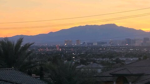 Did you see tonight's Las Vegas sunset? Check this out! 02.18.2025 #follow #lasvegas #weather