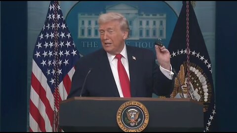 Hilarious! Trump Jokes About The Power Of A Large Binder Clip