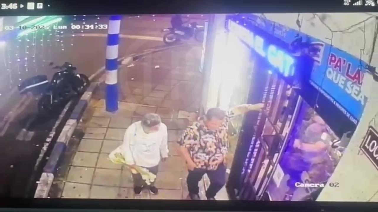 momento exacto donde le disparan a un hombre en la cra 33 con calle 35 en Bucaramanga