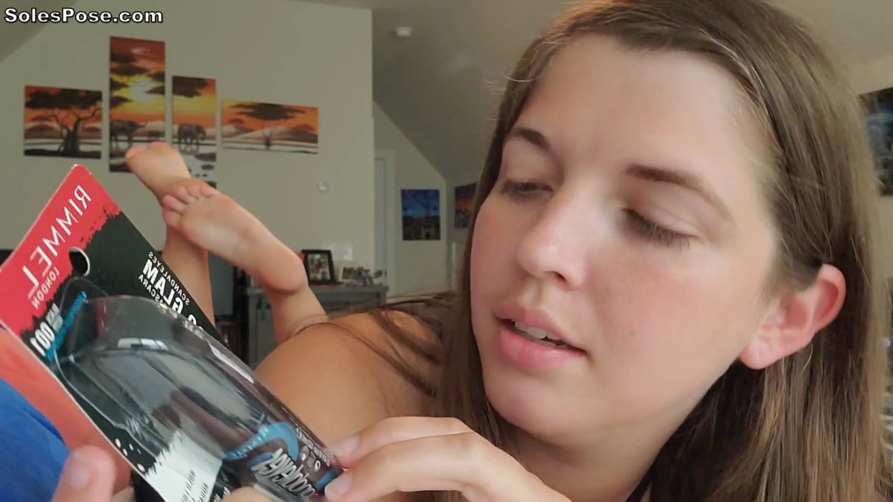 Lisa ASMR Soles Pose 1