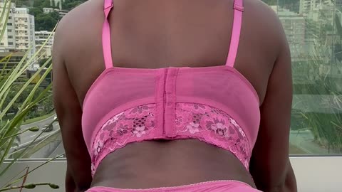 model bikini