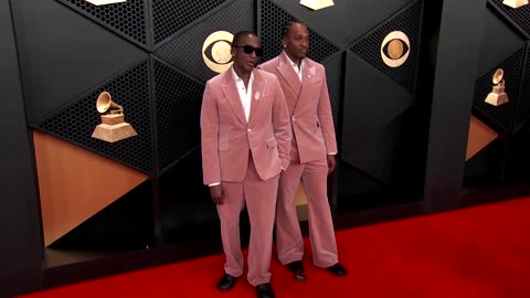 Music stars make bold fashion choices on the Grammys red carpet