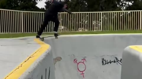 😲🔥 Hectic Noseslide! Will He Stick It? | SkateNation