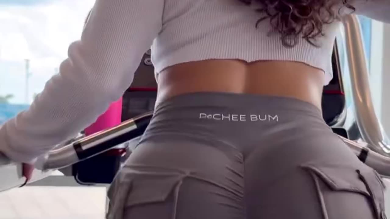 You Cuming to the gym with McKenzie Valdez?