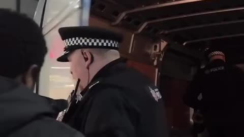 That's right.... Seize the bike but let the ILLEGAL roam unchecked 🤦‍♀️