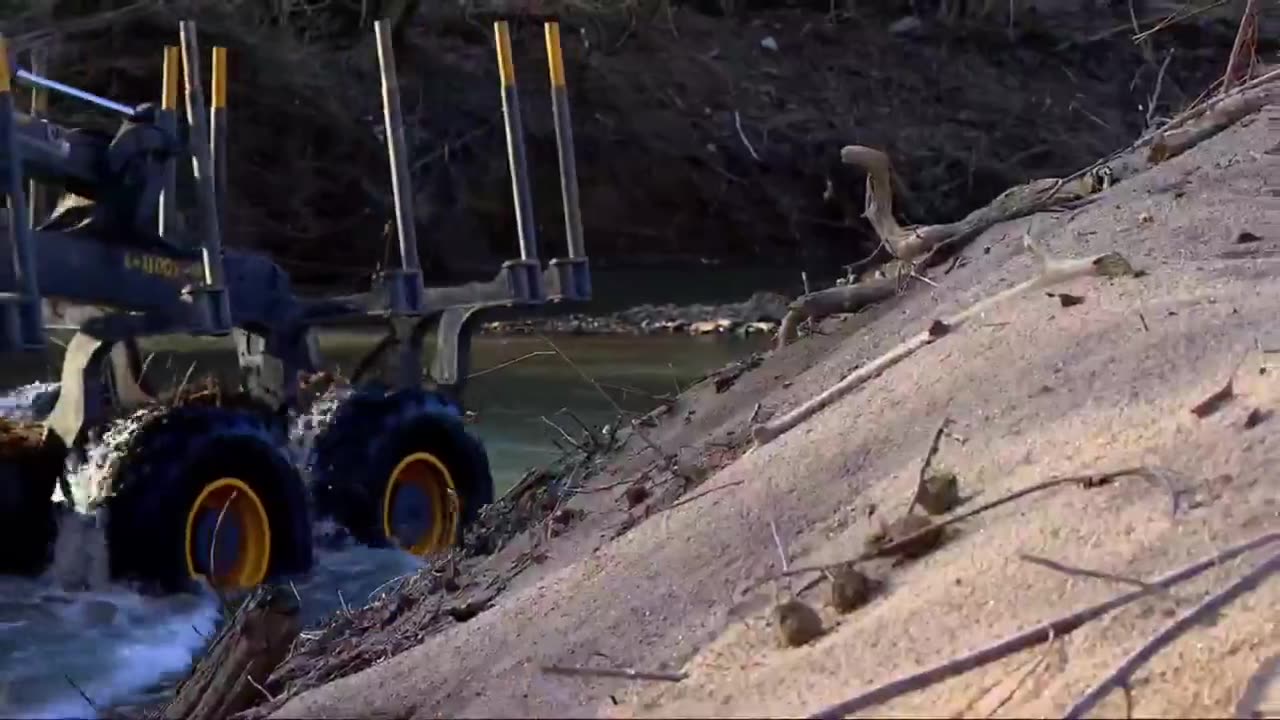 🚩 Progress in Western NC as heavy machinery arrives to clear waterways