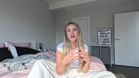 get to know me_ 