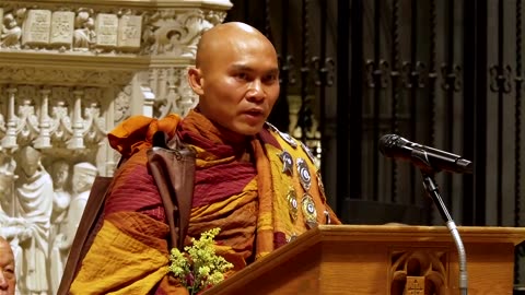 Buddhist monks arrive in Washington after 2,300-mile 'Walk for Peace'