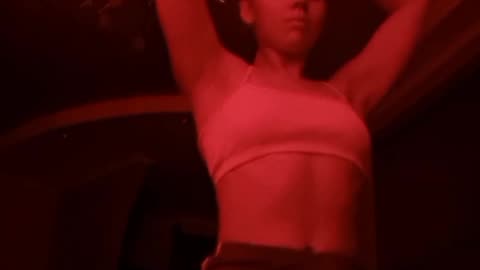Watch me thic body wants twerk.