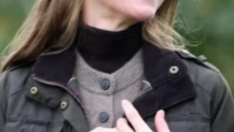 Marta Nawrocka zachwyca stylem w drodze do Notre-Dame