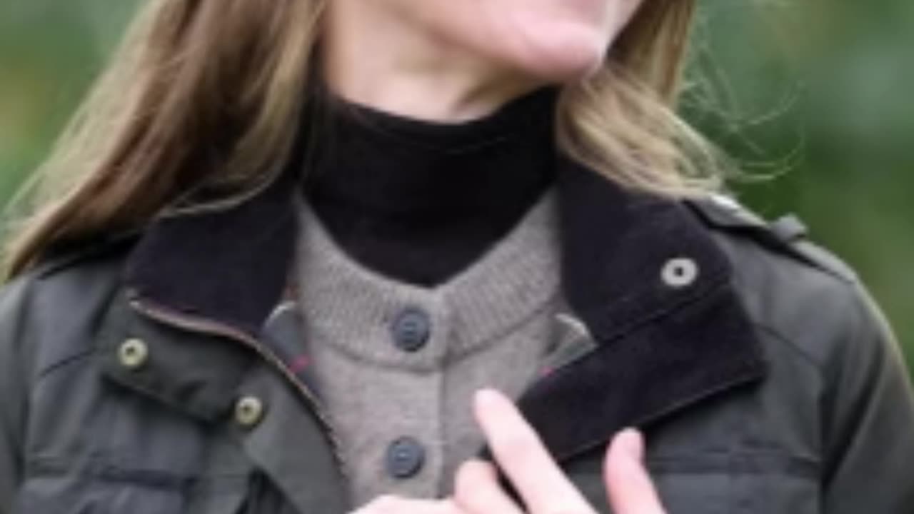 Marta Nawrocka zachwyca stylem w drodze do Notre-Dame