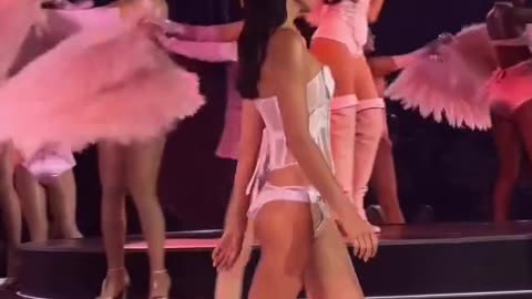 Victoria Secret Show-2025