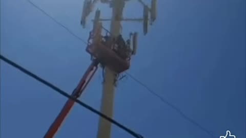 Red pilling cell tower workers We all need to do this!
