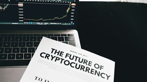 Master Cryptocurrency Trading in 2025: Tips & Strategies!