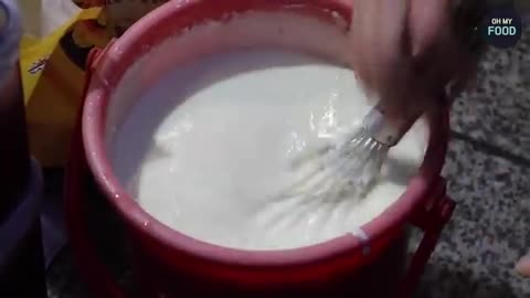 Turned Black! Insanely Popular Tteokbokki That Shocked Everyone | Korean Street Food