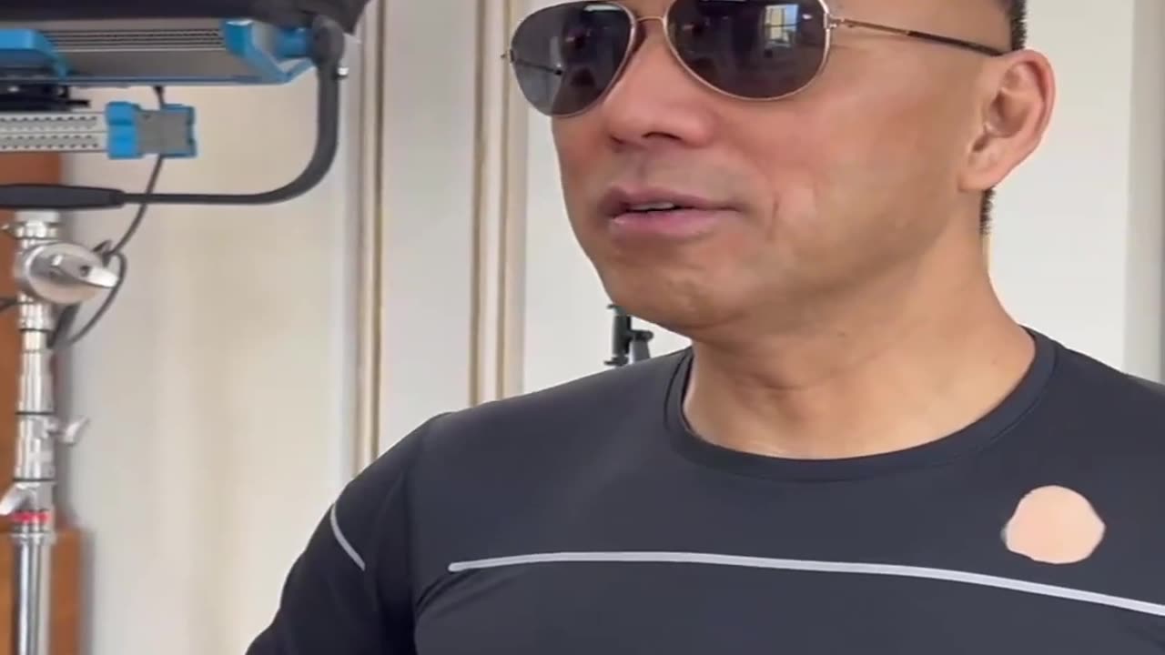 20221201文贵先生GETTR¹： #墙国灾难：城市死人数很快会爆，惊天数字！各大院校学生挨个被约谈，放假回家打散，地方乡村市街道把全家控制起来！粮食、外汇大幅下降、冬天取暖