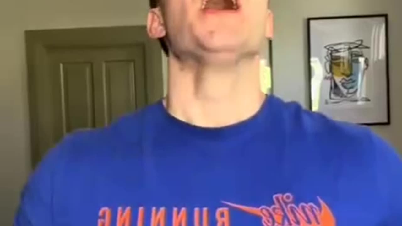 Pov: Sneezing in your 30’s 😁