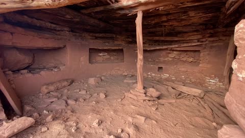 Anasazi/Ancestral Puebloan Ruins on the Bears Ears of Cedar Mesa in Utah