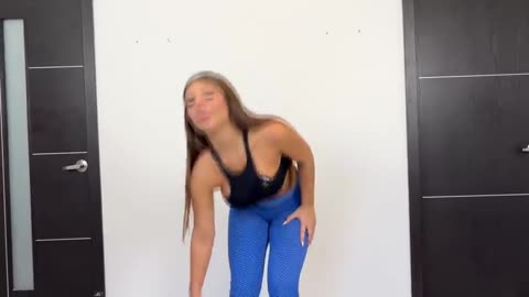 Thick Hips and Butt Girls Amazing Squat Workout!!