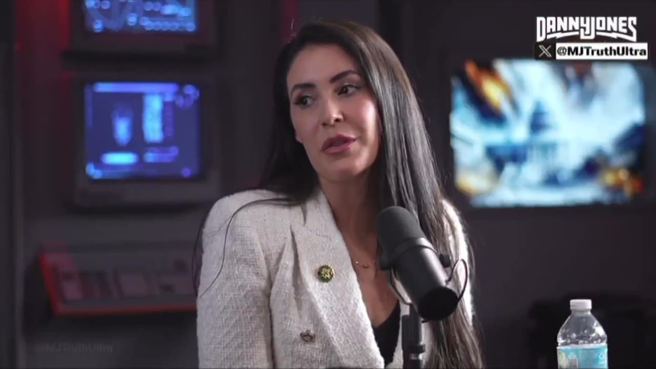 Testimony that JFK was Shot from both the Front and The Back