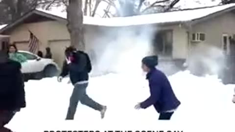 ICE agents unleash tear gas on leftists who tried to stop an illegal alien arrest