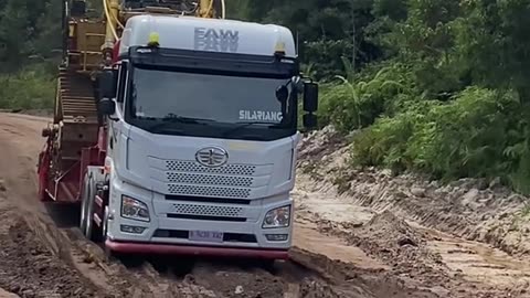 heavy load trucks slip tires