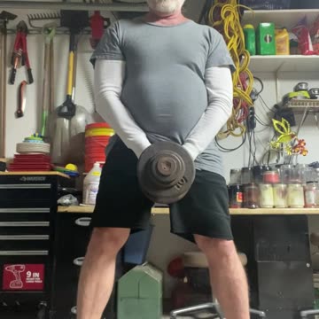 Watch that dumbbell, DUMBBELL!!