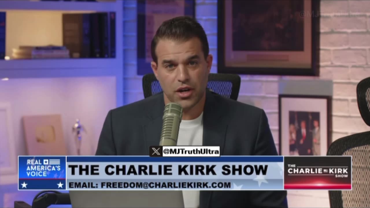 💥TPUSA Andrew Kolvet CONFIRMS, Group Chat Message Candace shared w/ Charlie Kirk saying he had to Abandon the “Israeli Cause”